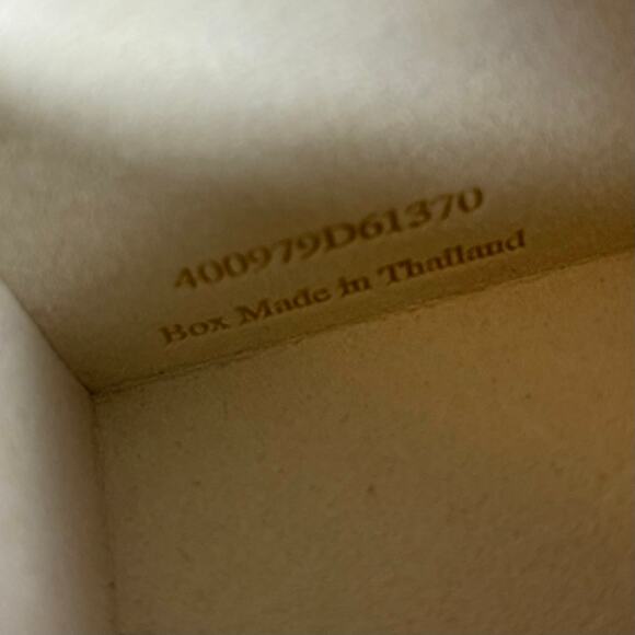 Louis Vuitton Zipper Watch Box - Picture 9 of 11